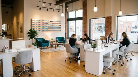 Illustration of Images the Salon, nail salon in The Dalles, OR